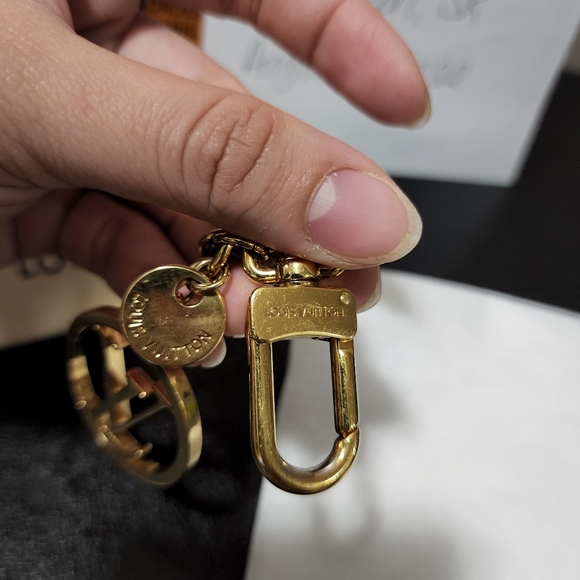 Louis Vuitton Circle Key Holder and Bag Charm - Picture 5 of 7